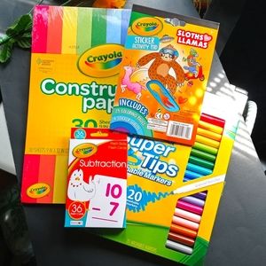 4PC Crayola Crayons Markers and Book Set